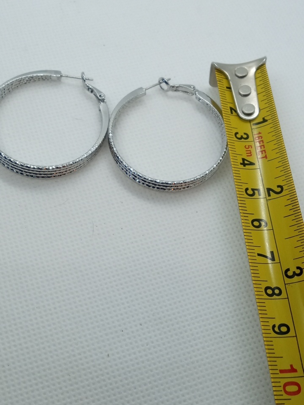 CHICO'S 2 INCH HOOP EARRINGS - Picture 6 of 6